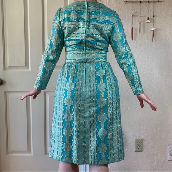 Vintage handmade 60s gold metallic peacock blue shift dress - Picture 3 of 12